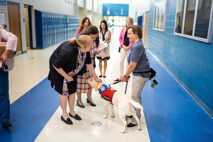 First Lady Cathy Justice meeting Jasper